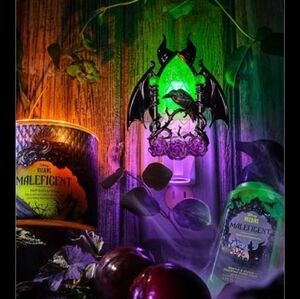 Bath And Body Works X Disney Villains Maleficent Wallflower Plug In New